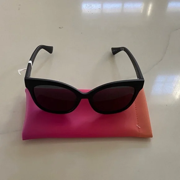 Quay Australia Black Cat-Eye Sunglasses - Picture 14 of 14